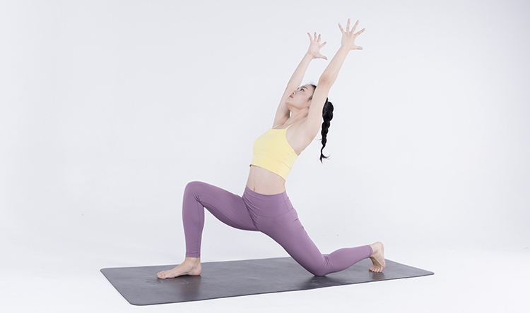 体式精讲之新月式